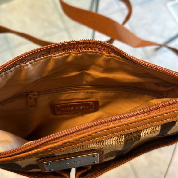 Nine West crossbody bag - Picture 3 of 3